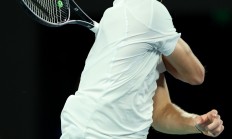 9you娱乐-温网鏖战年终总决赛，兹维列夫关键制胜