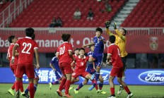 九游娱乐官方-一场比赛中球员间发生了激烈冲突