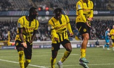 九游娱乐官方网站-多特蒙德客场逆转获胜，稳固德甲前四位置