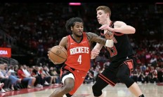 九游娱乐网页-包含火箭主场出现问题，球队状况堪忧的词条