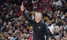 九游VIP-热火连胜被终结，主帅寻求新战术应对的简单介绍