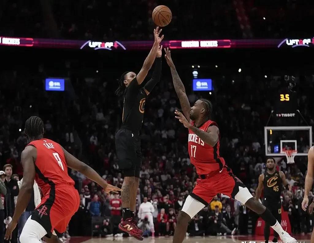 格林今晚发挥抢眼,帮助球队击败了竞争对手的简单介绍 格林今晚发挥抢眼,帮助球队击败了竞争对手的简单介绍