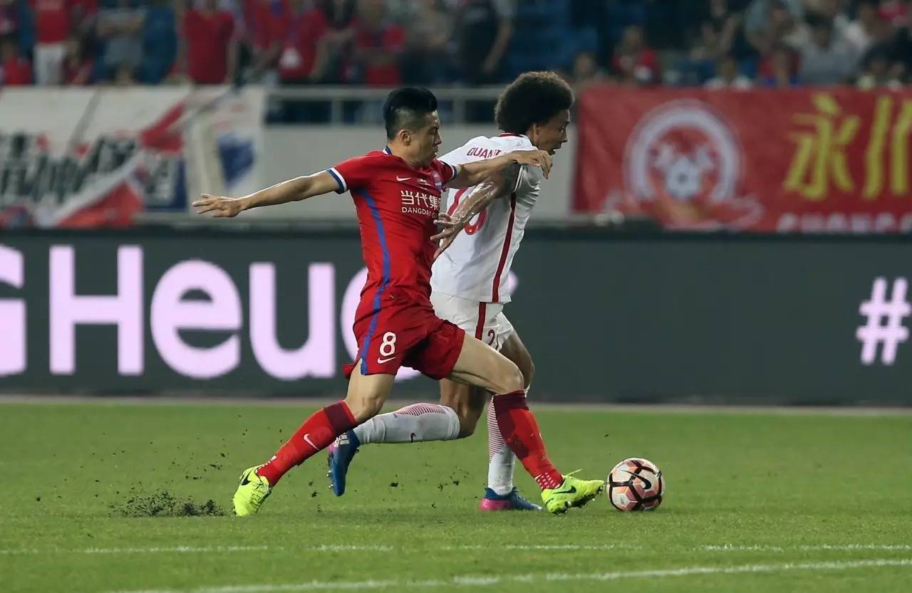 重庆力帆后卫因伤离场,球队实力受影响的简单介绍 重庆力帆后卫因伤离场,球队实力受影响的简单介绍