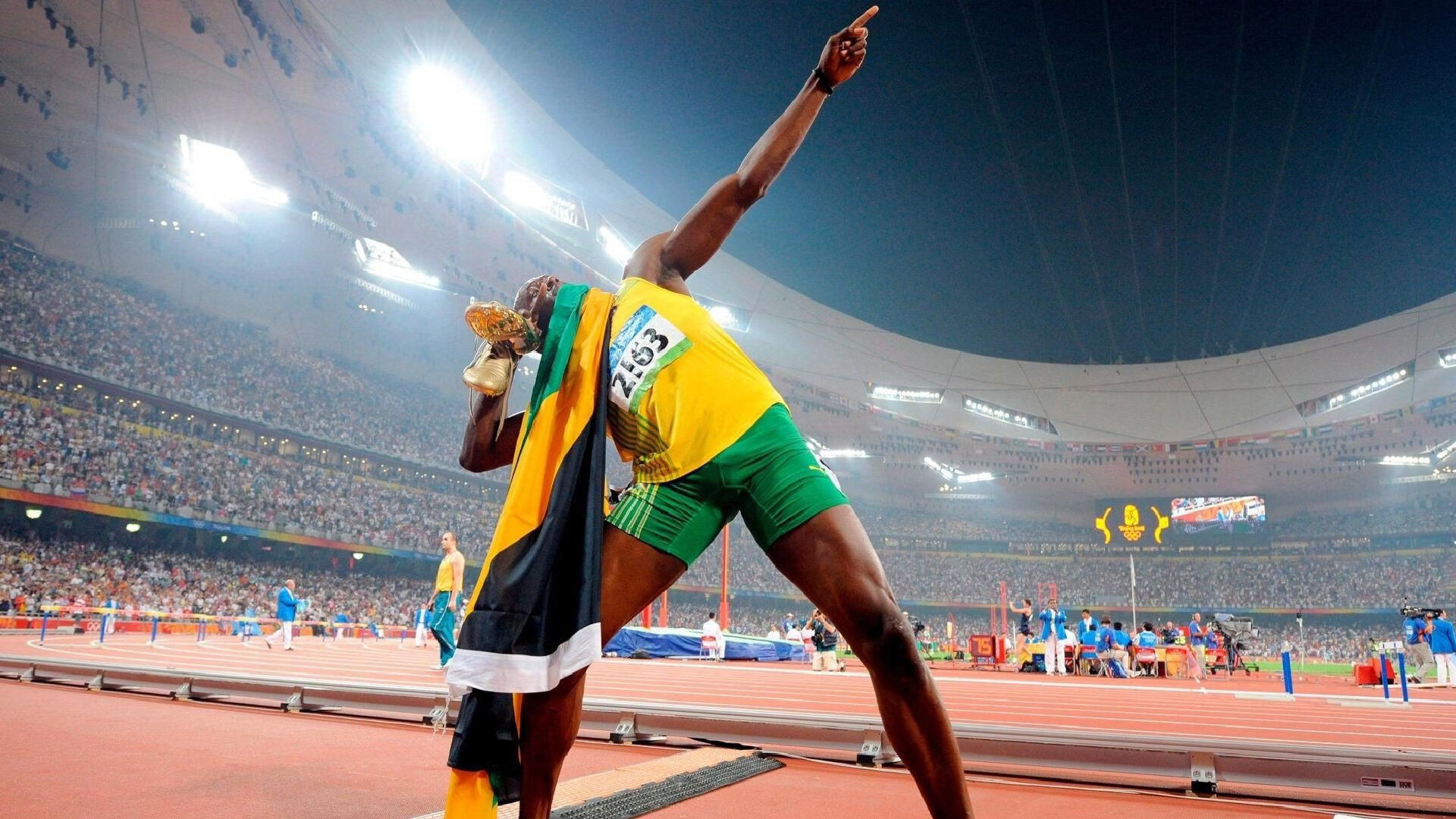 意甲焦点战与步行者逆转篮网，体育世界里的唯一性瞬间