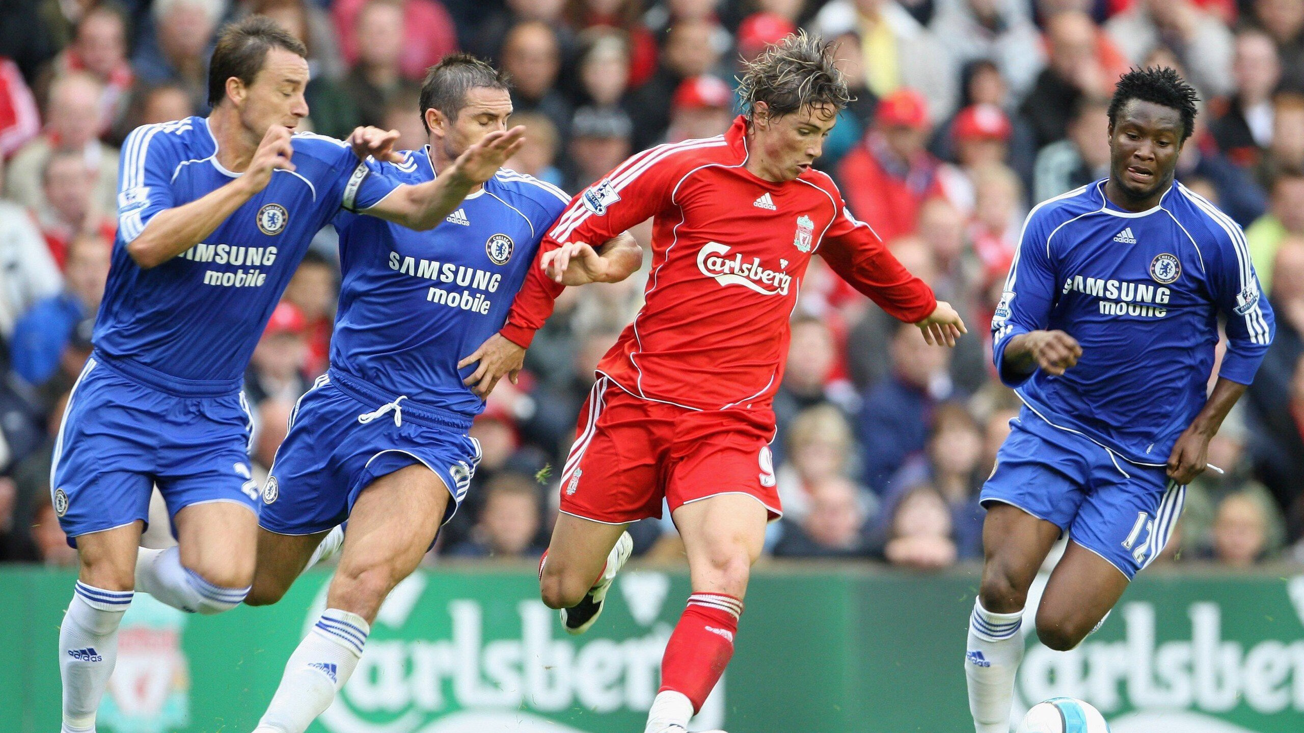 赛道上的无声宣言,F1年度争冠之夜,武切维奇用实力证明自己